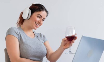 geslaagde borrel achter je pc